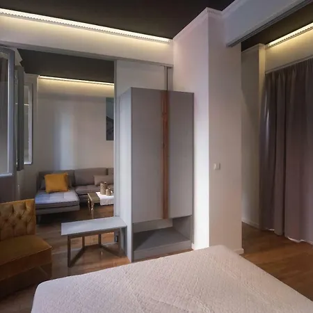 Athenian Yard Daire *