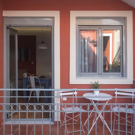 Athenian Yard Apartment Athen